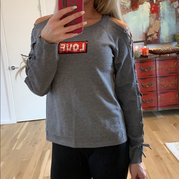 Lace-Up Sleeve Love Patch Sweater - Picture 5 of 8